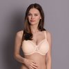 Rosa Faia Eve Beugelbh Smart Rose